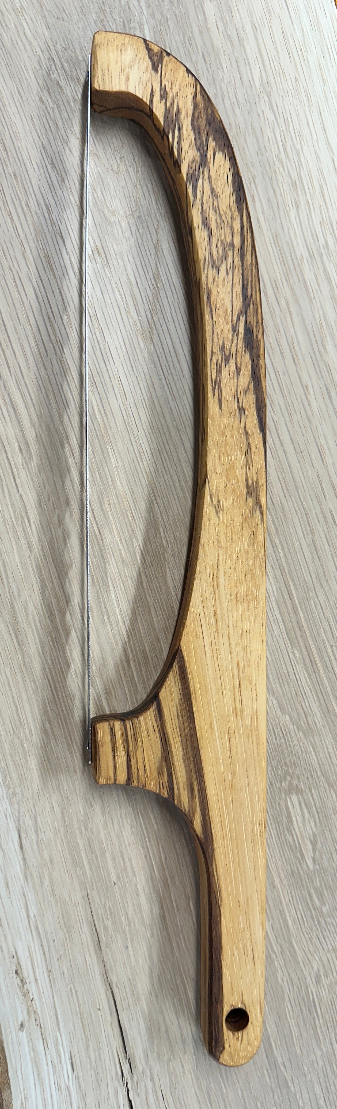 Bread knife-bow style