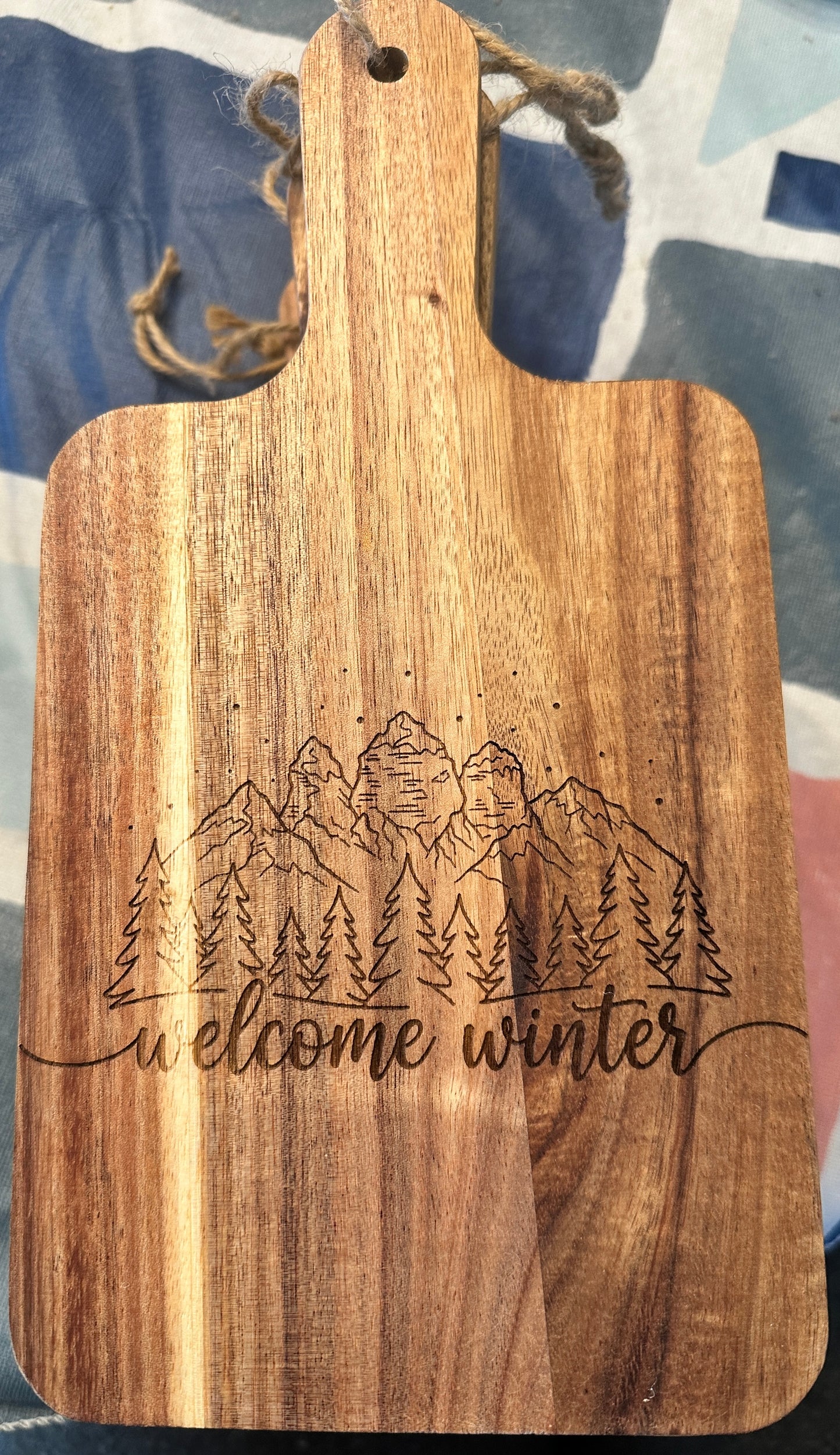 Acacia board-hanging-Welcome Winter