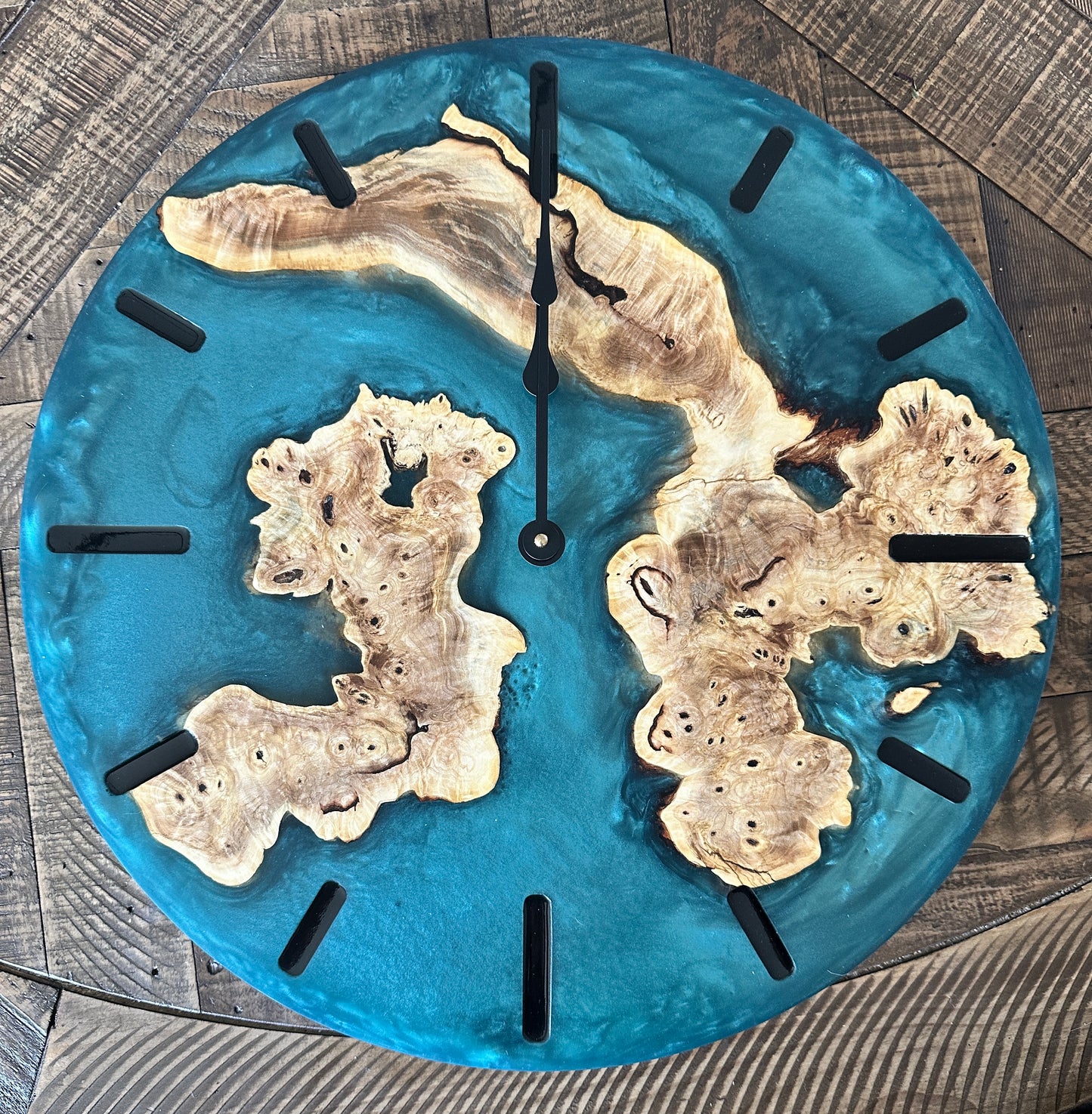 Custom 18” clock-Ocean and Buckeye Burl